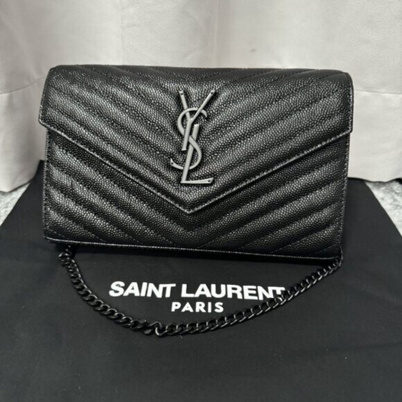Yves Saint Laurent Black shoulder bag - Picture 1 of 5